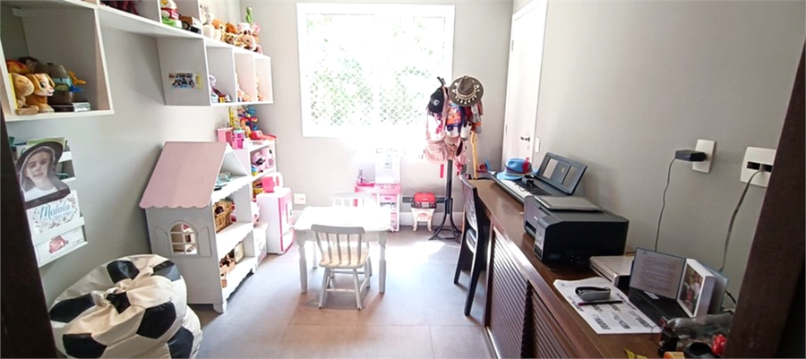 Foto REO1081171