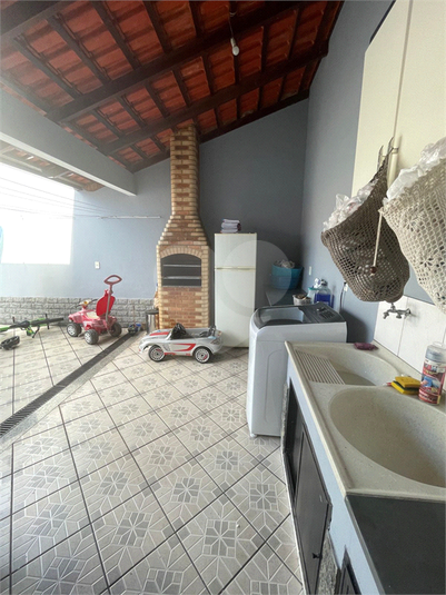 Foto REO1081184