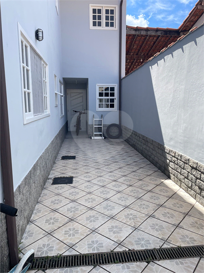 Foto REO1081184