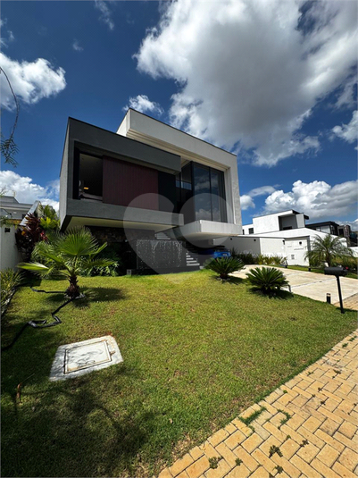 Foto REO1081196