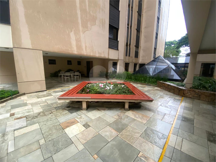 Foto REO1081258
