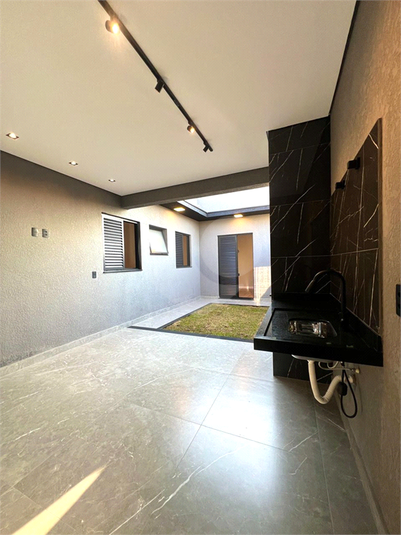 Foto REO1081259