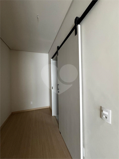 Foto REO1081289