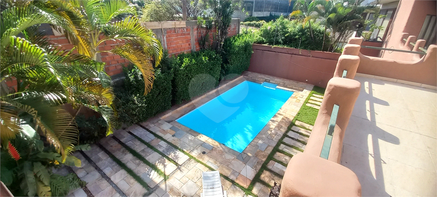 Foto REO1081312