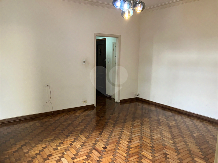Foto REO1081330
