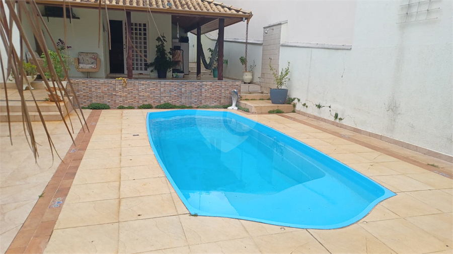 Foto REO1081359
