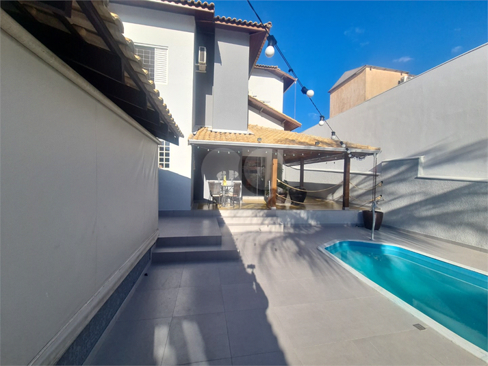 Foto REO1081359