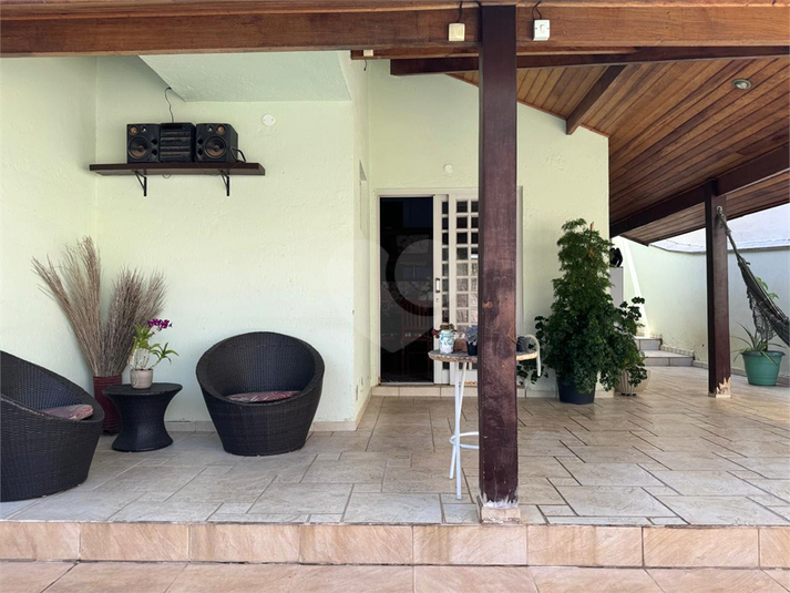 Foto REO1081359