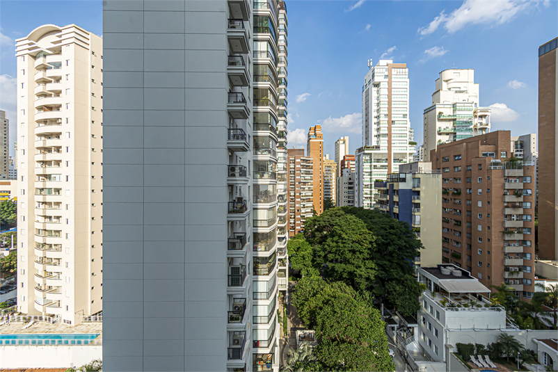 Foto REO1081360