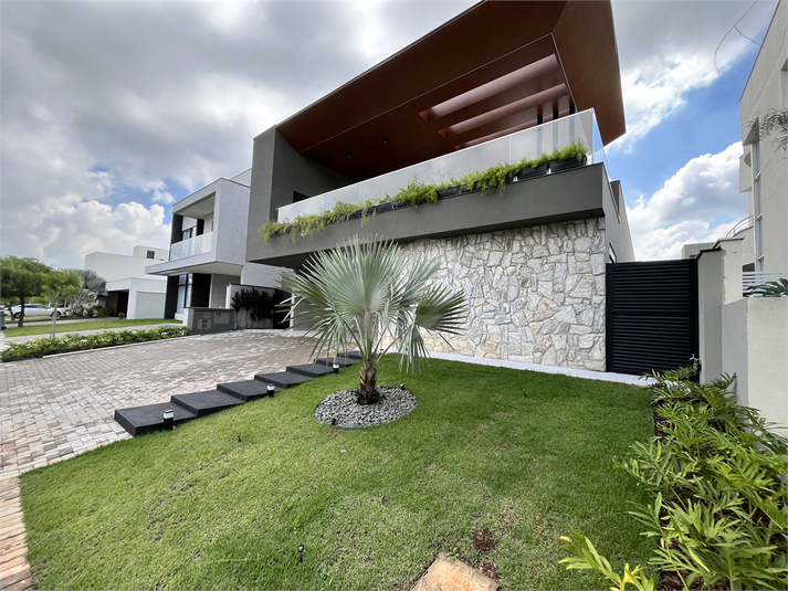 Foto REO1081387