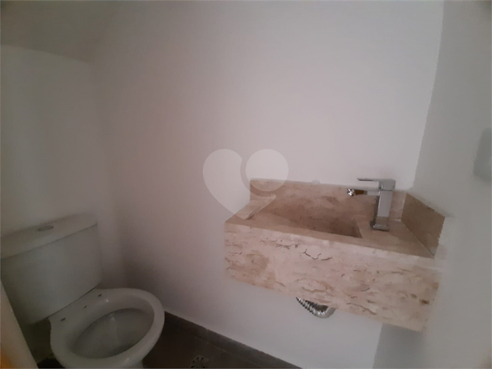 Foto REO1081426