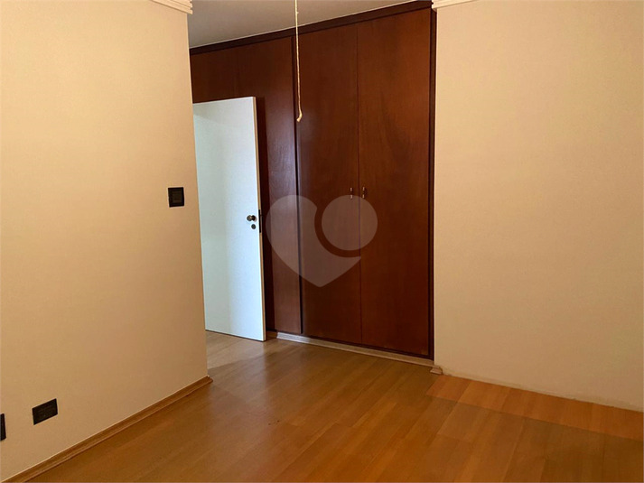 Foto REO1081509
