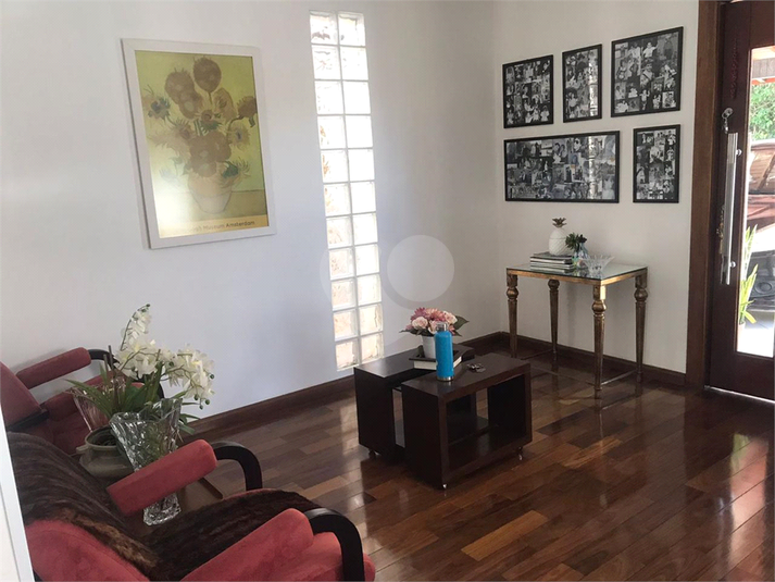 Foto REO1081530