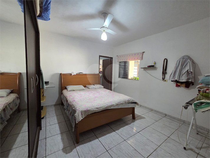Foto REO1081539