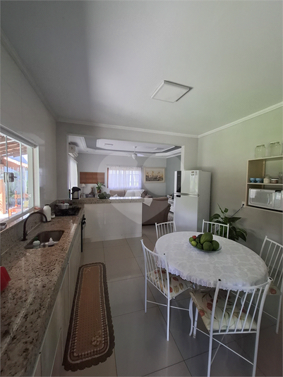 Foto REO1081557