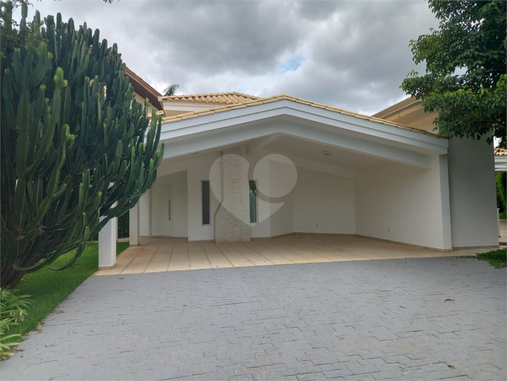Foto REO1081569