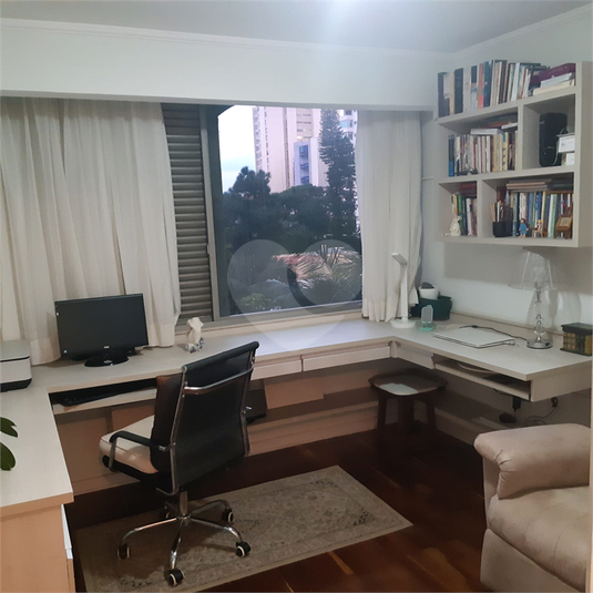 Foto REO1081587