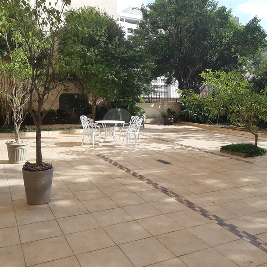 Foto REO1081587