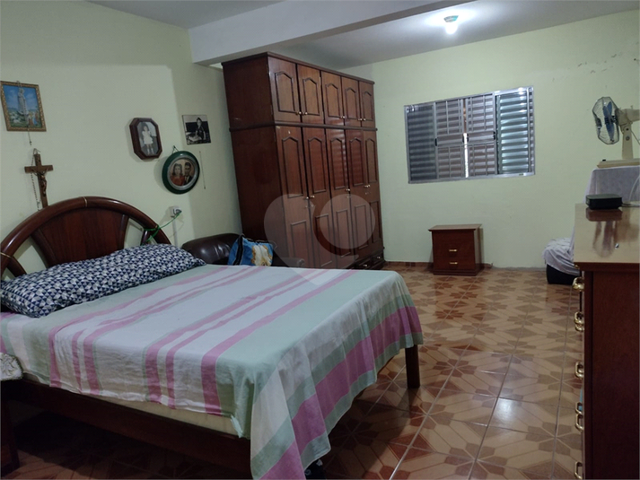Foto REO1081590