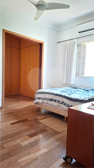 Foto REO1081643