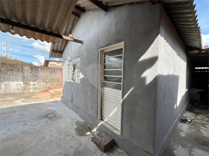 Foto REO1081683