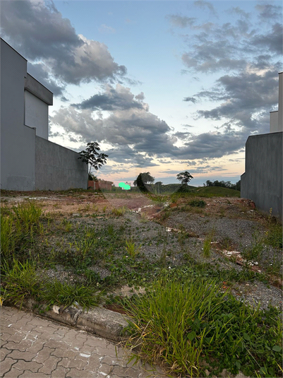 Foto REO1081731