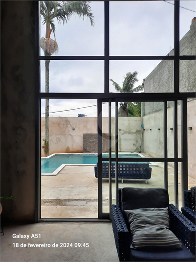Foto REO1081775