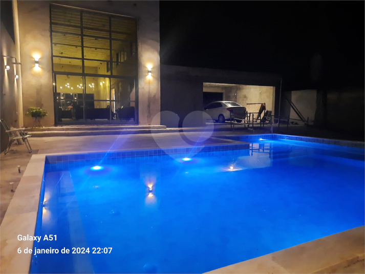 Foto REO1081775