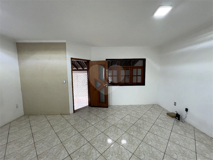 Foto REO1081856