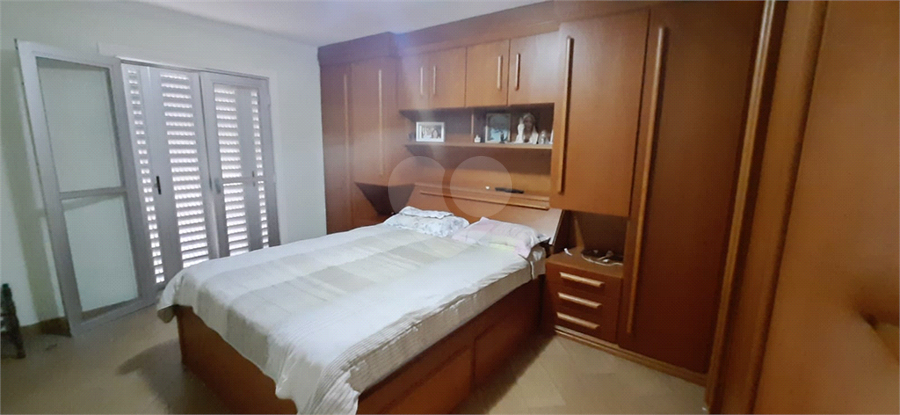 Foto REO1081857