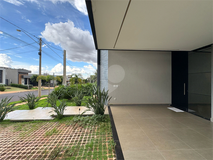 Foto REO1081871