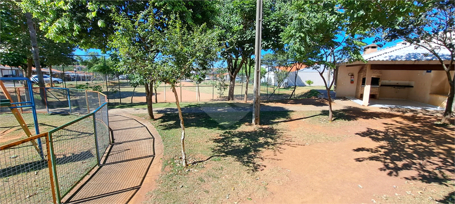 Foto REO1081875
