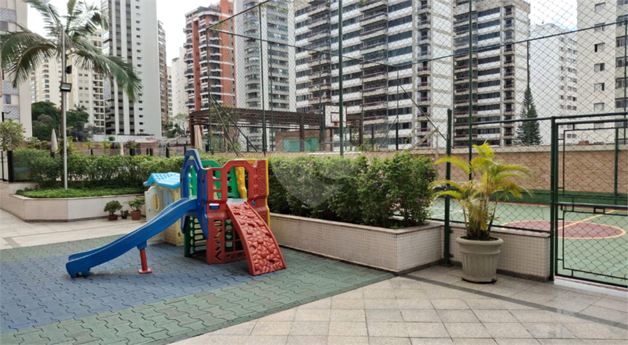 Foto REO1081894