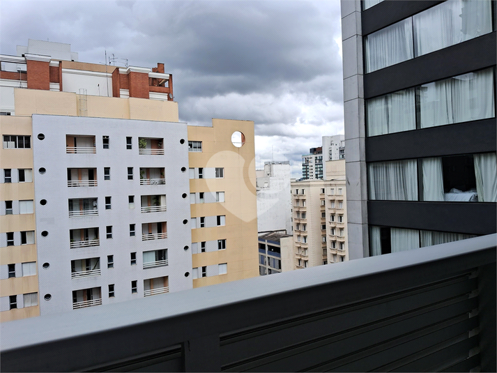 Foto REO1081919