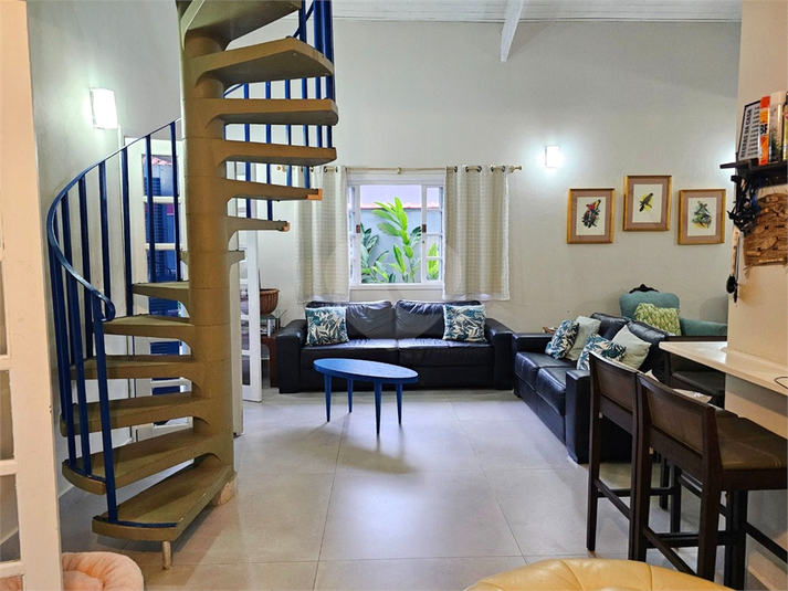 Foto REO1081931