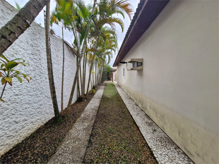 Foto REO1082010
