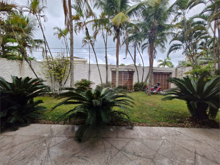 Foto REO1082010