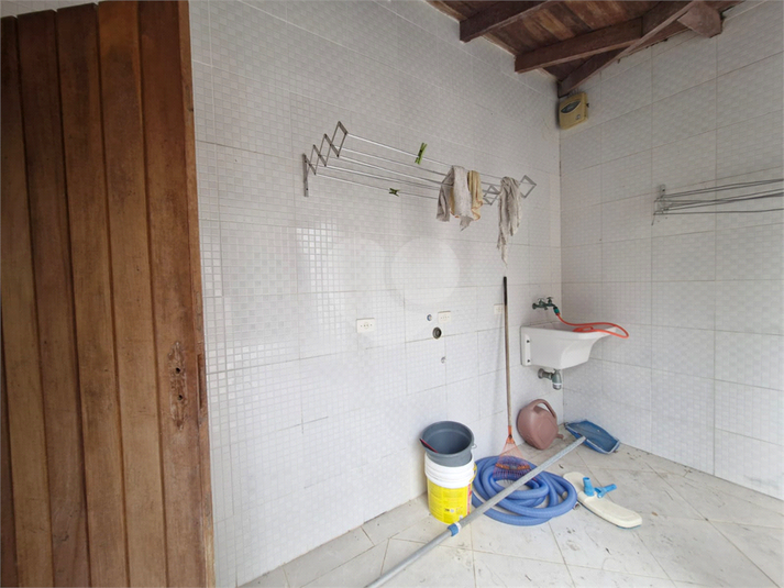 Foto REO1082010