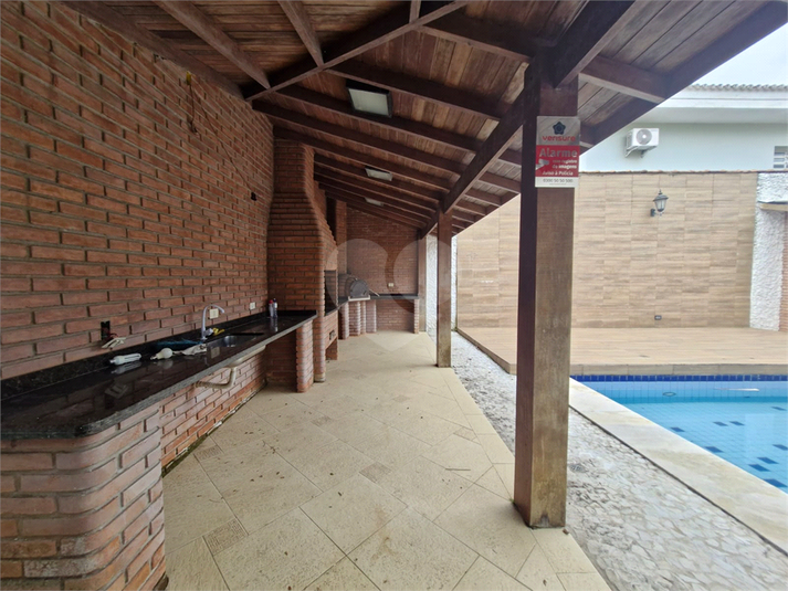Foto REO1082010