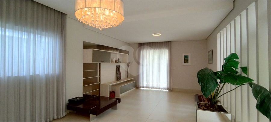 Foto REO1082027