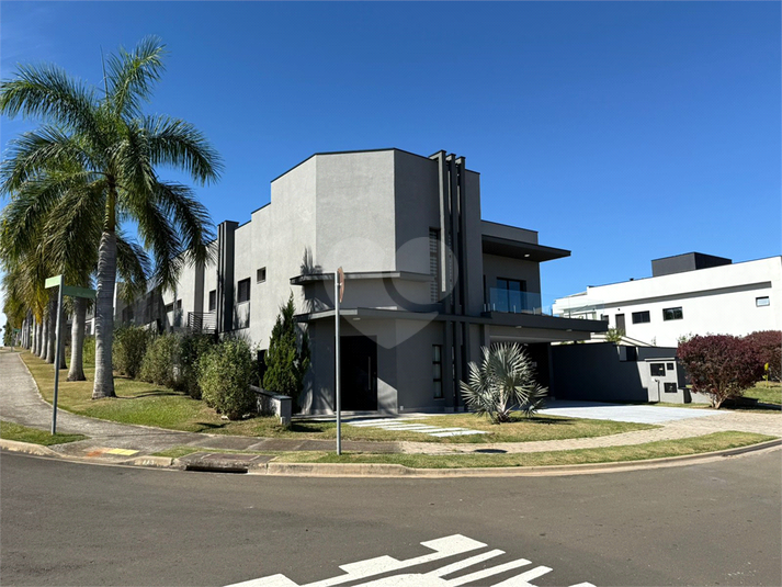Foto REO1082090