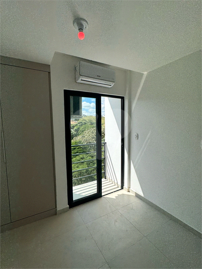 Foto REO1082136