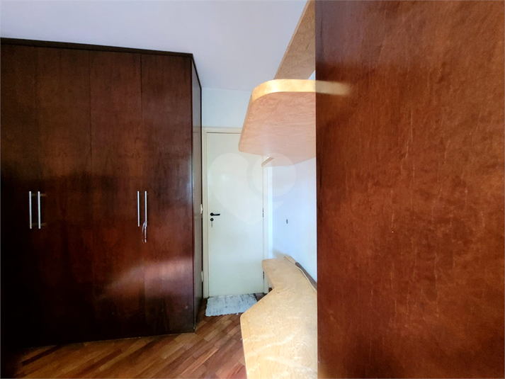 Foto REO1082140
