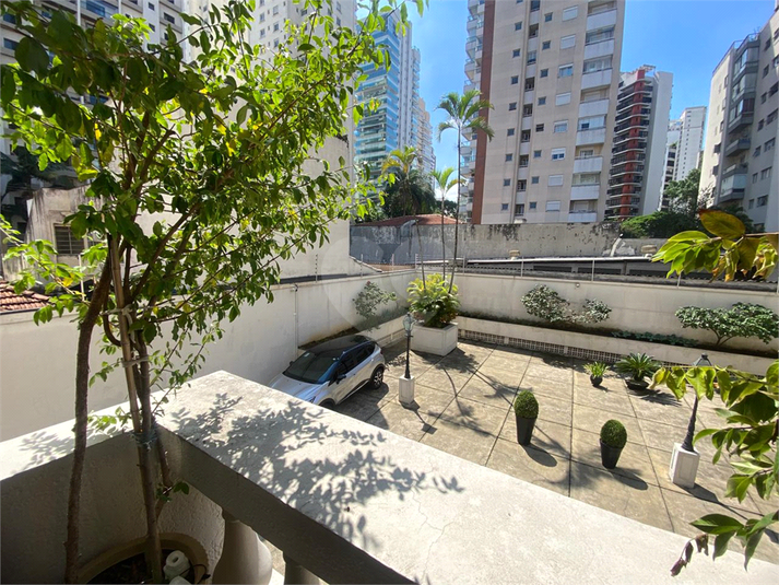 Foto REO1082227