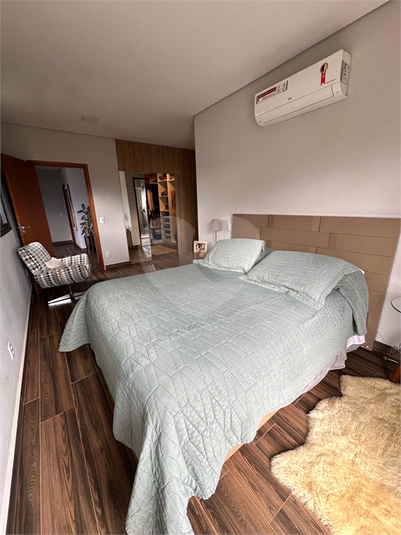 Foto REO1082256