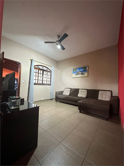 Foto REO1082300