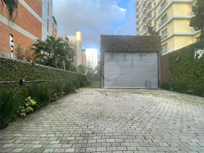 Foto REO1082393