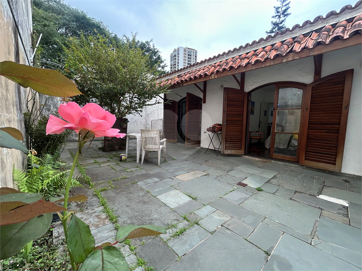 Foto REO1082455