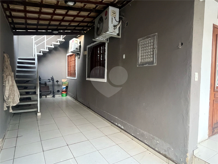 Foto REO1082539