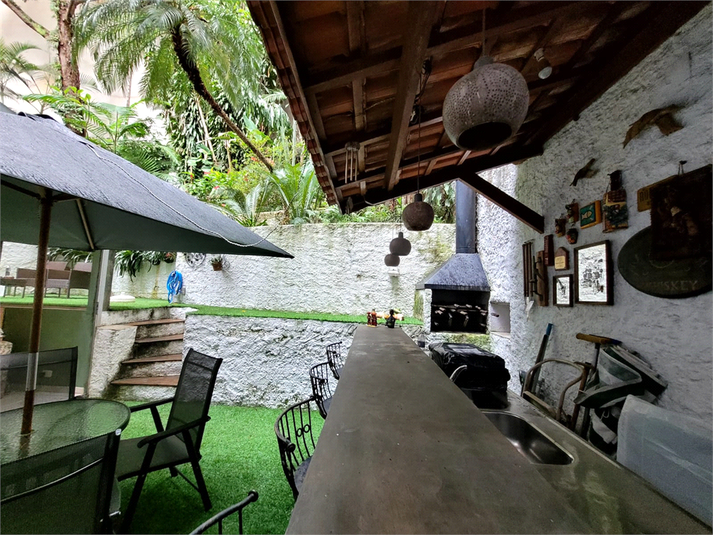 Foto REO1082581